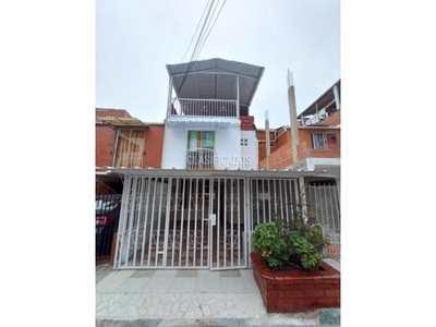 Alquiler Casas en Candelaria - 3 habitacion(es)
