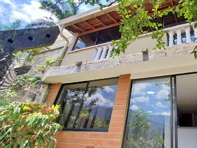 Casa en venta en El Dorado, Envigado, Antioquia