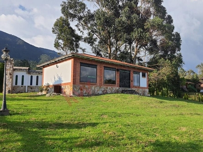 Encantadora casa de campo en Cogua, vereda Rodamontal