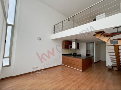 Vendo moderno apartamento dúplex de 1 alcoba en Cedritos