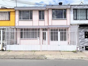 Casa en venta en Normandia, Bogotá, Cundinamarca