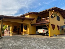 Casa de campo de alto standing de 6 dormitorios en venta Guarne, Departamento de Antioquia