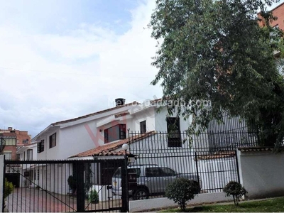 Casa en Venta, La Calleja
