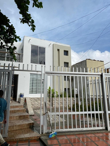 Casa En Venta De Dos Apartamentos Barranquilla
