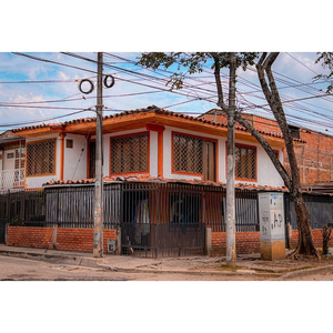 Se Vende Casa En Mariano Ramos $234 Negociables Bifamiliar Esquinera