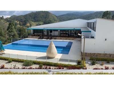 Vivienda exclusiva de 11230 m2 en venta Medellín, Departamento de Antioquia