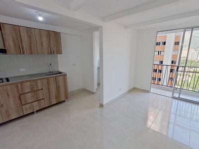Apartamento en venta Colina De Los Búcaros, Carrera 59bb, Bucaros, Bello, Antioquia, Colombia