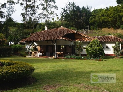 Villa / Chalet de lujo 340 m2 en venta, Carmen de Viboral, Colombia