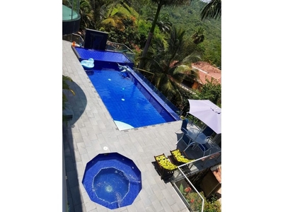 Casa de campo de alto standing de 5 dormitorios en venta Villeta, Cundinamarca