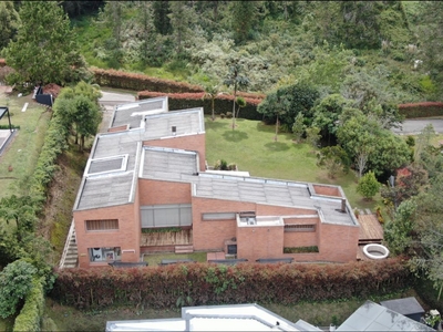 Casa de campo de alto standing de 1200 m2 en venta Envigado, Departamento de Antioquia