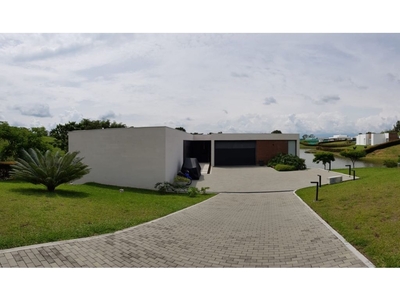 Casa de campo de alto standing de 2300 m2 en venta Pereira, Departamento de Risaralda