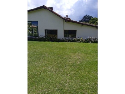 Casa de campo de alto standing de 8700 m2 en venta Envigado, Departamento de Antioquia
