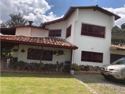 Cortijo de alto standing de 18600 m2 en venta San Vicente, Departamento de Antioquia