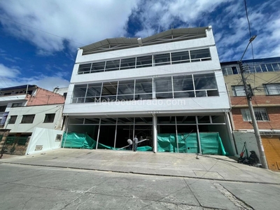 Edificio de Apartamentos en Arriendo, San Cristobal Norte Usaquen