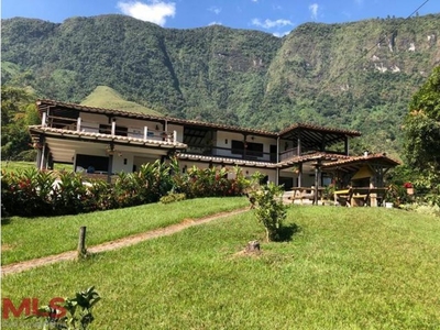 Exclusiva casa de campo en venta Jericó, Departamento de Antioquia
