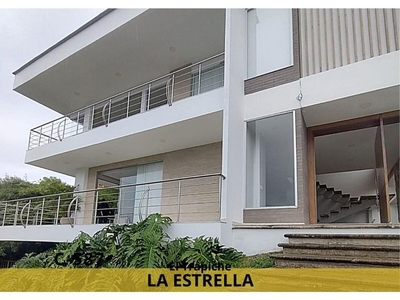 Exclusiva casa de campo en venta La Estrella, Colombia