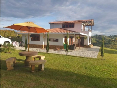 Exclusiva casa de campo en venta San Vicente, Colombia