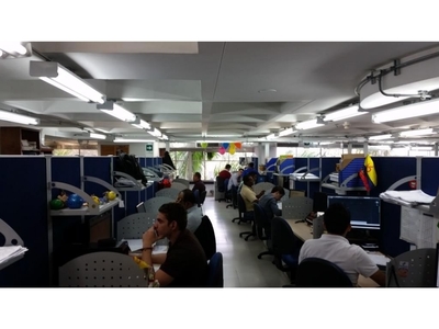 Exclusiva oficina de 650 mq en venta - Medellín, Departamento de Antioquia
