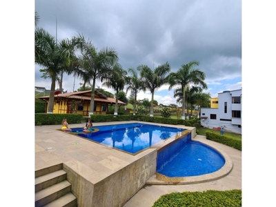 Hotel de lujo de 3800 m2 en venta Santa Rosa de Cabal, Colombia