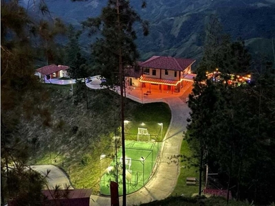 Vivienda de alto standing de 23368 m2 en venta Samana, Colombia