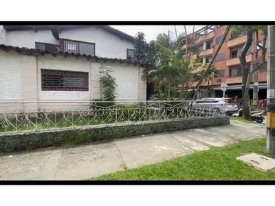 Vivienda de alto standing de 324 m2 en venta Medellín, Departamento de Antioquia