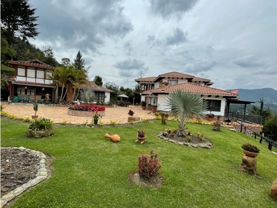 Vivienda de alto standing de 3832 m2 en venta Retiro, Departamento de Antioquia