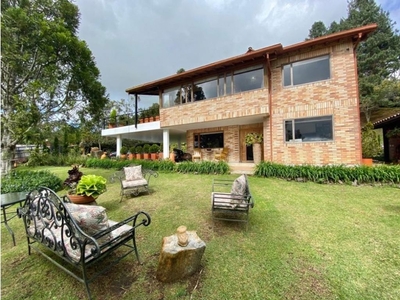 Vivienda de lujo de 4000 m2 en venta Envigado, Departamento de Antioquia