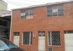 vendo casa comercial barrio san fernando Bogota - Bogotá