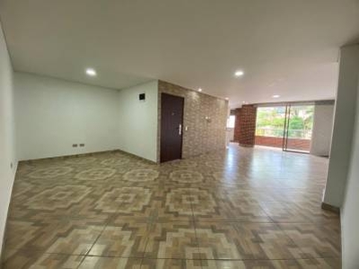 Apartamento en venta en Envigado, Envigado, Antioquia | 130 m2 terreno y 130 m2 construcción