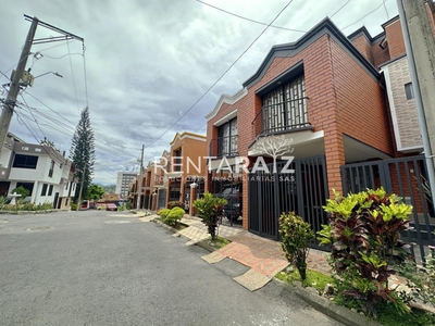 Casa en Arriendo en Centro, La Estrella, Antioquia