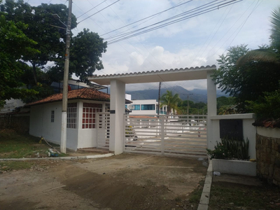 Casa en Arriendo en Centro, Melgar , Tolima