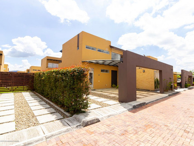 Casa En El Tejar(cajica) Rah Co: 24-114