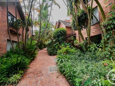 Casa en venta en Envigado, Medellín, Antioquia | 215 m2 terreno y 190 m2 construcción