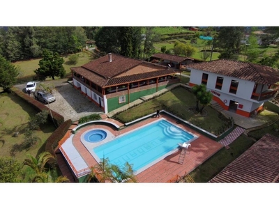 Cortijo de alto standing de 7730 m2 en venta Marinilla, Departamento de Antioquia