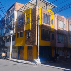 Casa En Arriendo En Bogotá Villa Del Mar. Cod 98942