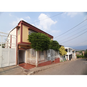 Venta Casa Con 2 Apartamentos Cúcuta Santa Ana La Union