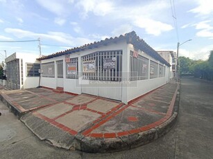 Casa EN ARRIENDO EN Prados Del Norte
