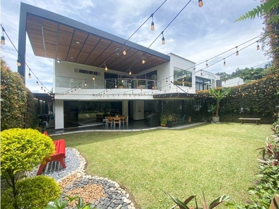 Casa de campo de alto standing de 500 m2 en venta Retiro, Departamento de Antioquia