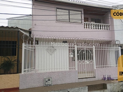 Casa en Arriendo, Abajo