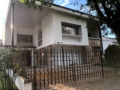 Casa en venta en Ciudad Jardín, Cali, Valle del Cauca