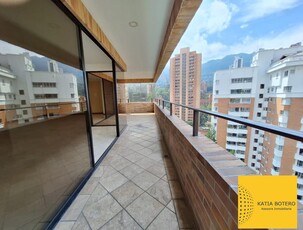 Apartamento en Venta El Campestre Medellin