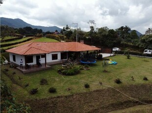 Finca en arriendo en El Carmen de Viboral