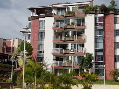 Apartamento en venta en urbanizacion altos de cañaveral vi etapa floridablanca