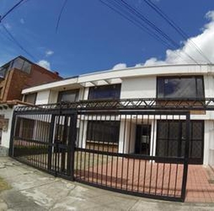 Casa en Venta en Pontevedra Bogota - Bogotá