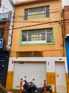 Casas en Barrios Unidos | VENTA CASA COMERCIAL, TRES PISOS, SIETE DE AGOSTO, CALLE PRINCIPAL.