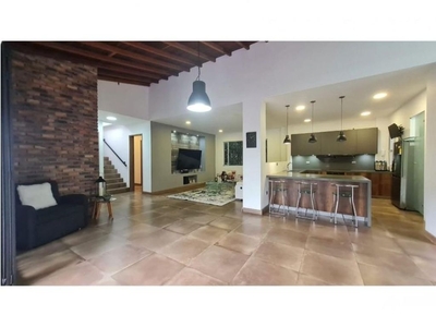 Vivienda exclusiva de 2700 m2 en venta La Estrella, Departamento de Antioquia