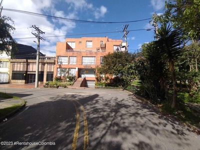 Apartamento (1 Nivel) en Arriendo en La Castellana, Barrios Unidos, Bogota D.C.