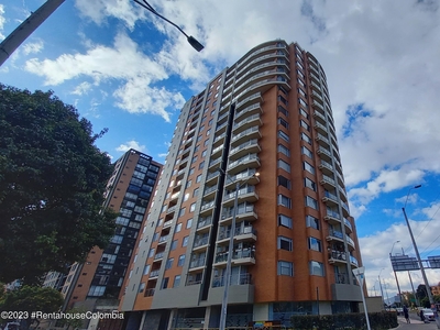 Apartamento (Duplex) en Venta en Cedritos, Usaquen, Bogota D.C.