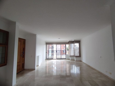 Apartamento en arriendo Los Alamos, Universidad