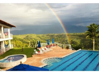 Hotel con encanto de 49000 m2 en venta La Tebaida, Colombia